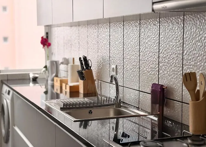 Center Loreto * Ponta Delgada (Sao Miguel)